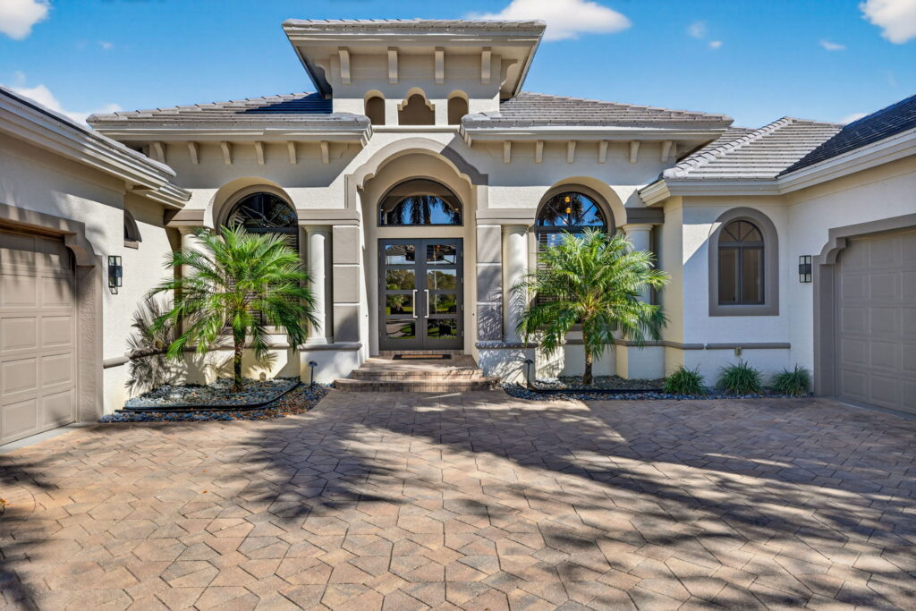 5 front exterior 5 of 5